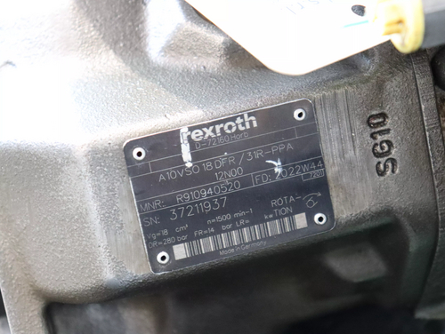 Pompa Rexroth A10VSO18DFR/31R-PPA12N00 per sollevatore telescopico Merlo