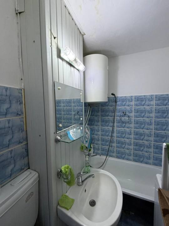 vanzare garsoniera Suceava, etaj intermediar